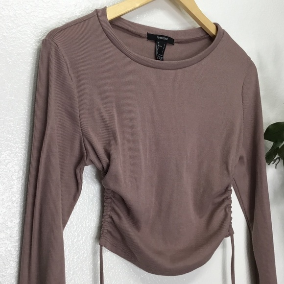 Forever 21 Ribbed Backless Long Sleeve Crop Top - Picture 3 of 5